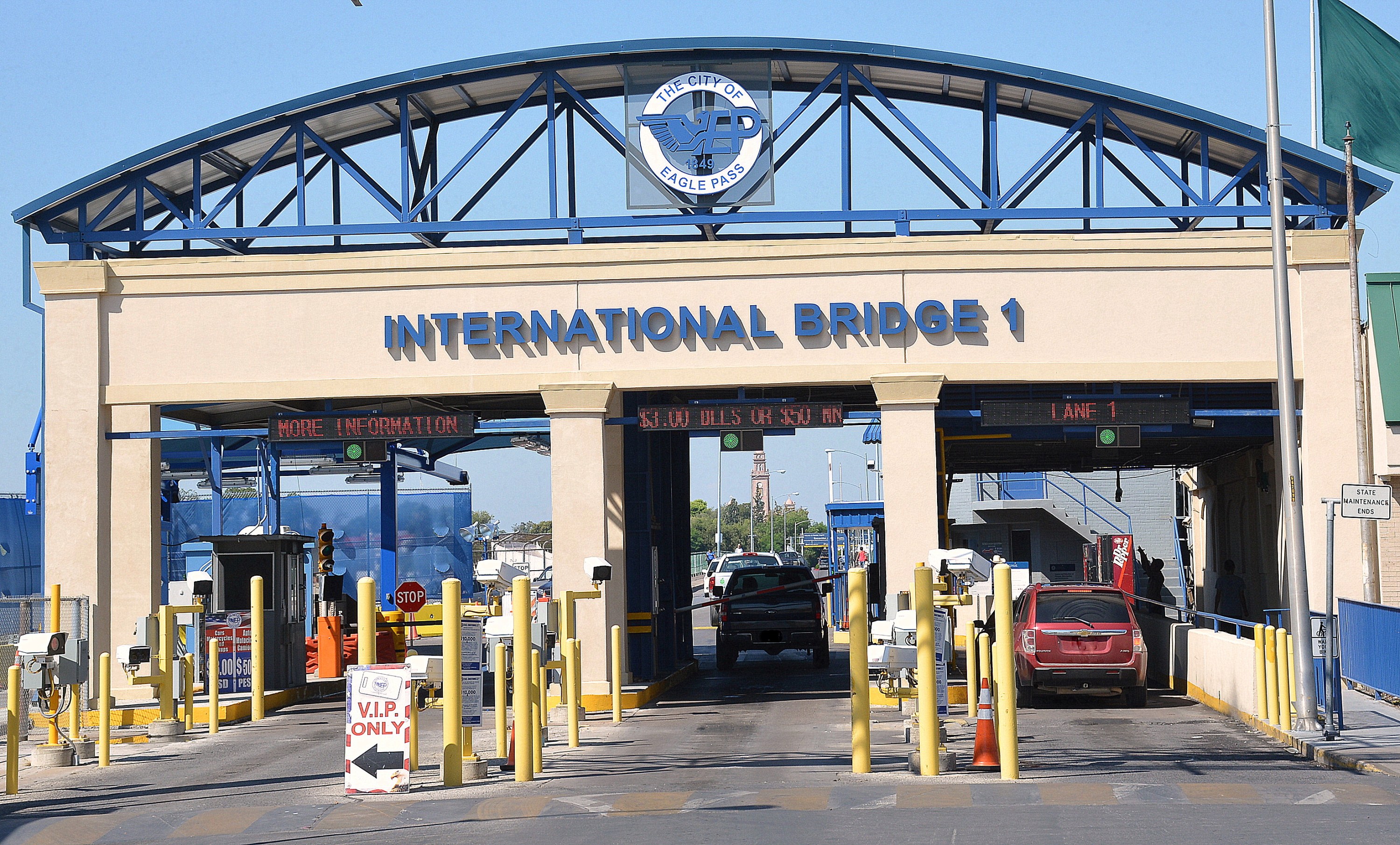 Eagle Pass border crossing checkpoint